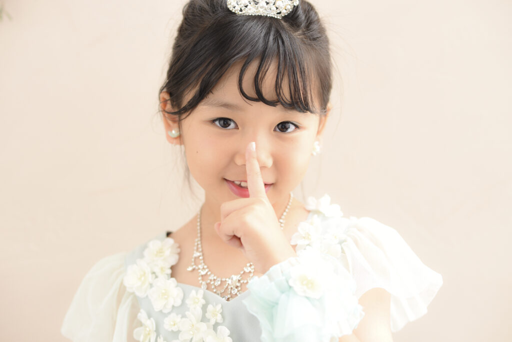 スタジオピック 佐野店 スタッフブログ とってもおしゃれな7歳さん🎀【スタジオピック  佐野店　写真館】