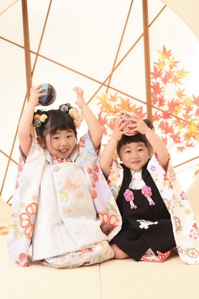 スタジオピック 写真館 Studio PIC にこにこかわいい姉妹😊