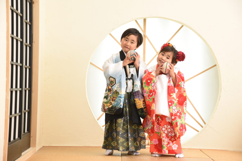 スタジオピック 写真館 Studio PIC 可愛いきょうだい写真♡