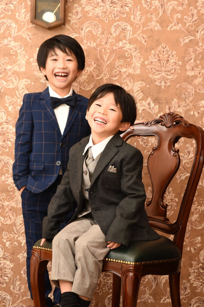 スタジオピック 写真館 Studio PIC 😆笑顔がそっくりなきょうだい‼️