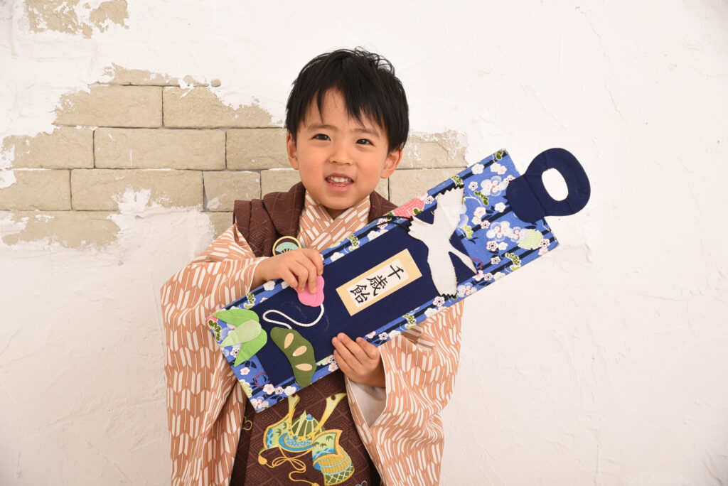 スタジオピック 写真館 Studio PIC ノリノリ3歳さん🤎