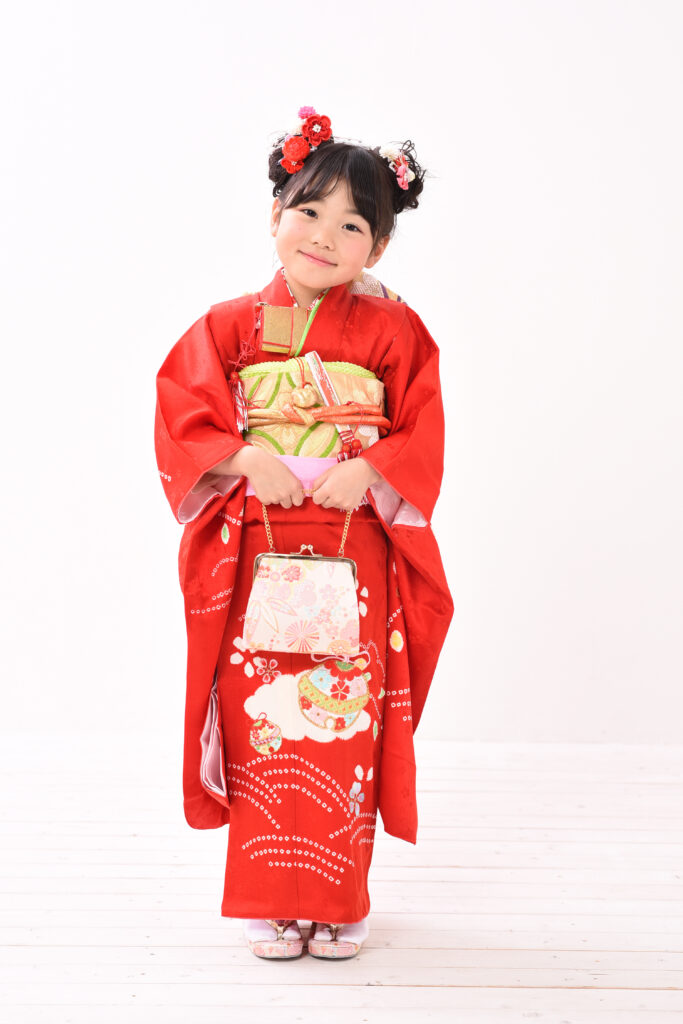 スタジオピック 新松戸店 スタッフブログ 素敵な赤いお着物👘