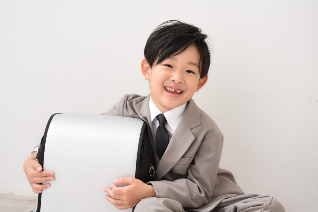 スタジオピック 千葉中央店 スタッフブログ 1年生おめでとう🎒