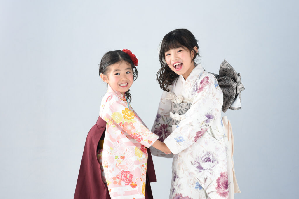 スタジオピック 写真館 Studio PIC ずっとにこにこ姉妹ちゃん❣️