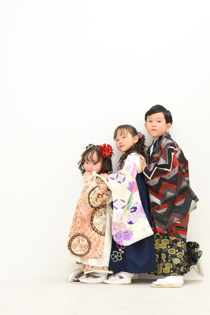 スタジオピック 新松戸店 スタッフブログ なかよしかわいい３きょうだい💫