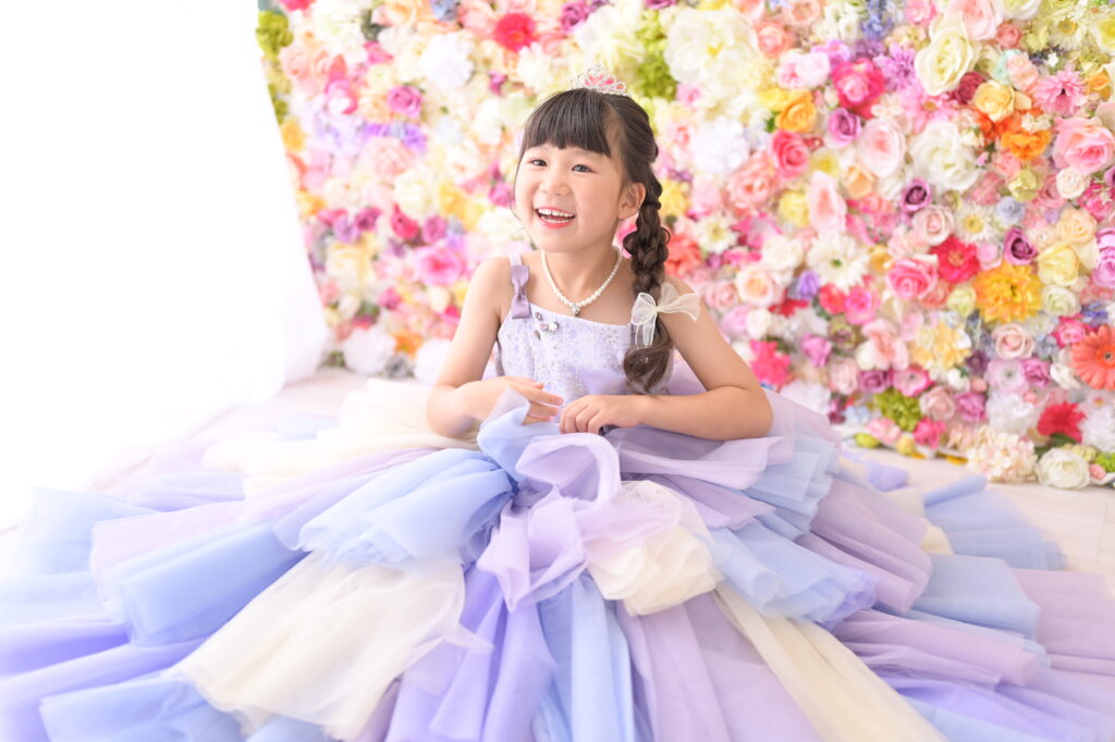 スタジオピック 水戸本店 スタッフブログ 【水戸本店】7歳七五三｜3歳の頃と同じポーズで残す、成長を感じる記念写真